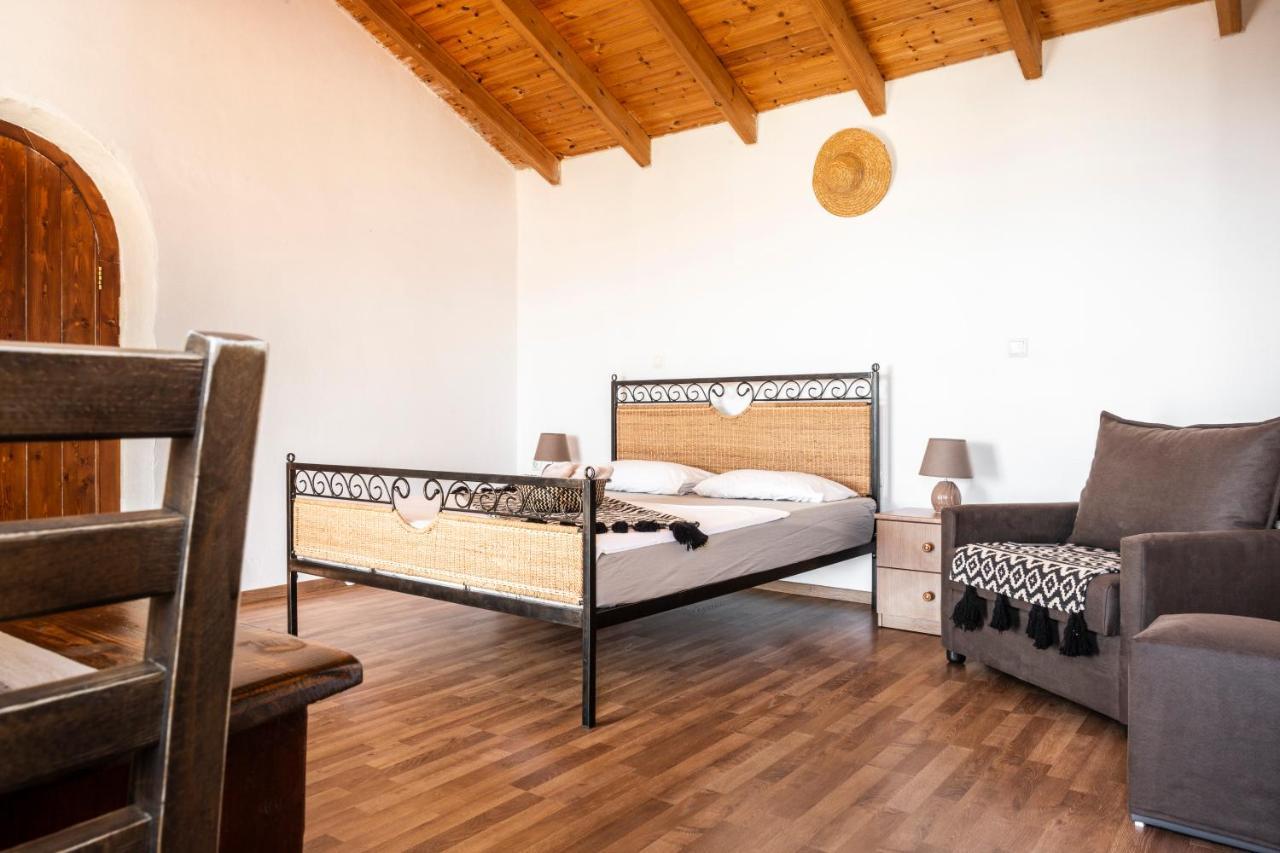 Amphora Guesthouse Himarë Extérieur photo