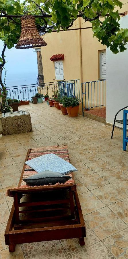 Amphora Guesthouse Himarë Chambre photo