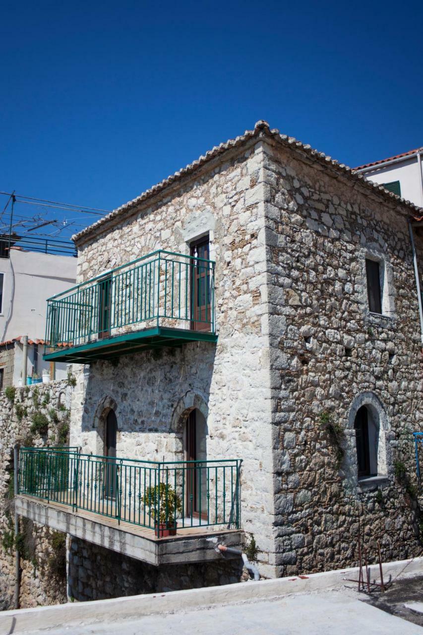 Amphora Guesthouse Himarë Extérieur photo